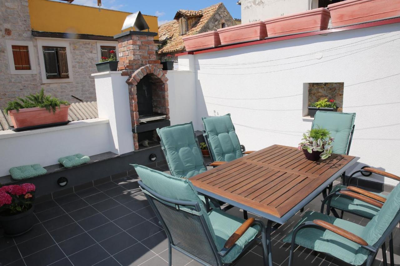 Apartments Stonehouse Βόντιτσε Εξωτερικό φωτογραφία
